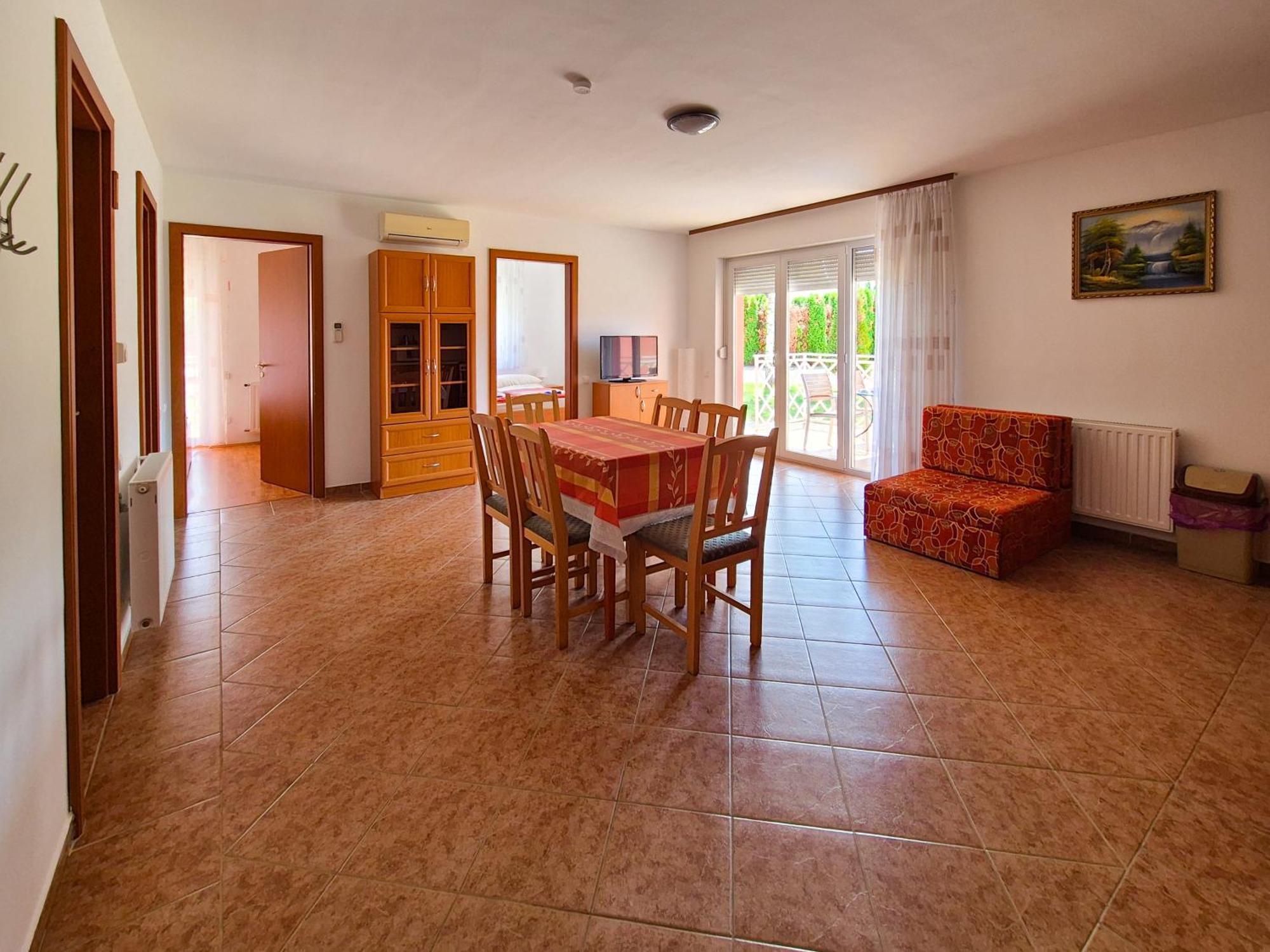Ildiko Apartmanhaz Zamárdi Exterior foto